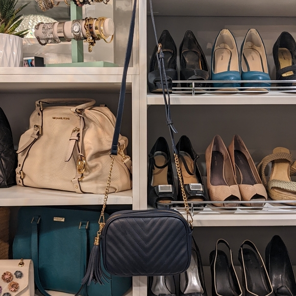 Dark Blue Chevron Crossbody Bag - Picture 2 of 4